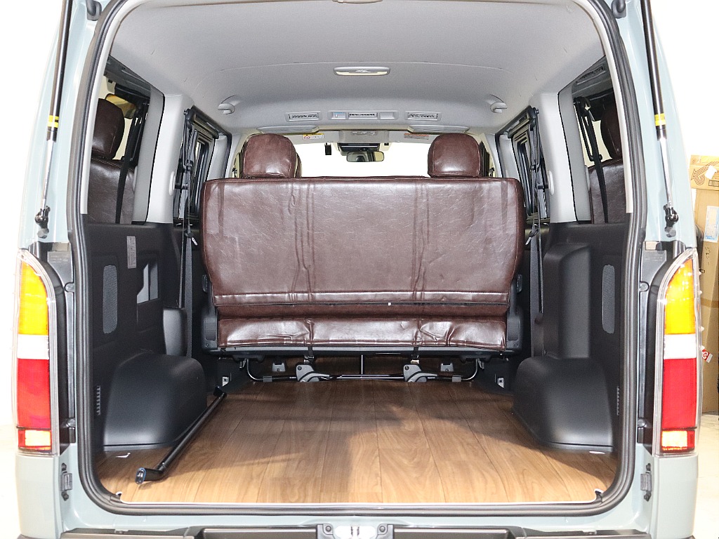 Renoca CoastLines・R7年スーパーGLアースカラーPKG・走行距離200キロ台