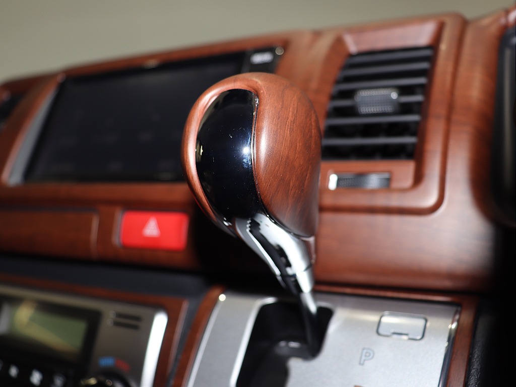 Renoca CoastLines・R7年スーパーGLアースカラーPKG・走行距離200キロ台