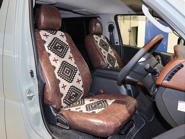 Renoca CoastLines・R7年スーパーGLアースカラーPKG・走行距離200キロ台