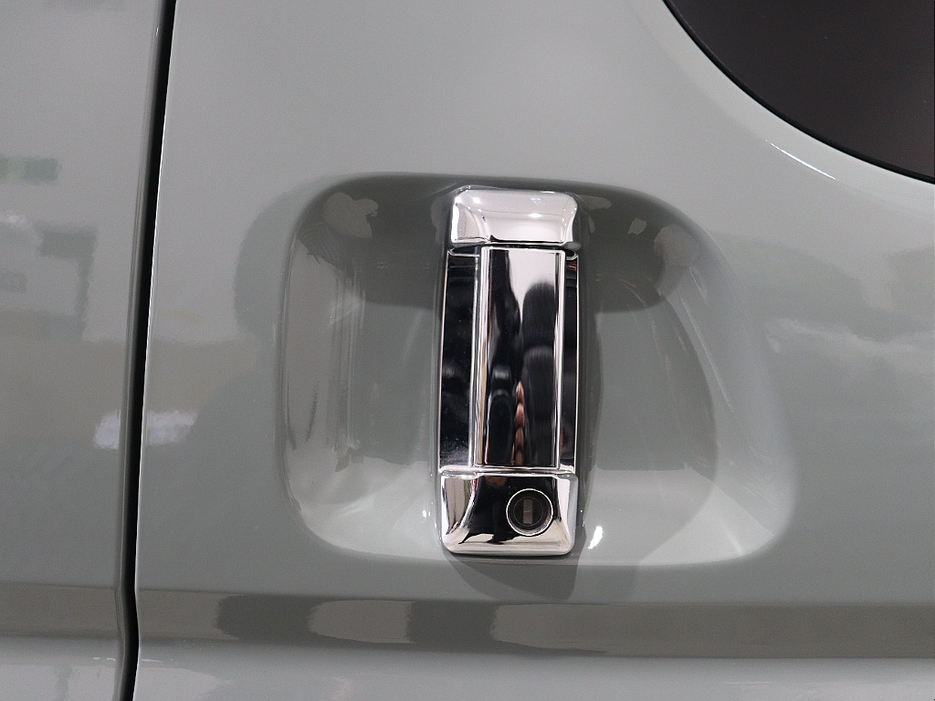 Renoca CoastLines・R7年スーパーGLアースカラーPKG・走行距離200キロ台