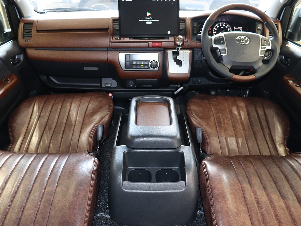 純正シルバー×角目フェイス×マットブラックペイント・13.3インチディスプレイオーディオ♪