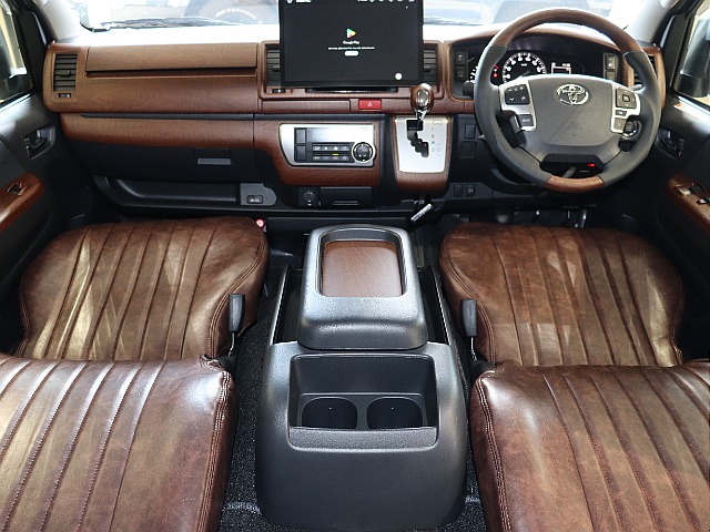 純正シルバー×角目フェイス×マットブラックペイント・13.3インチディスプレイオーディオ♪