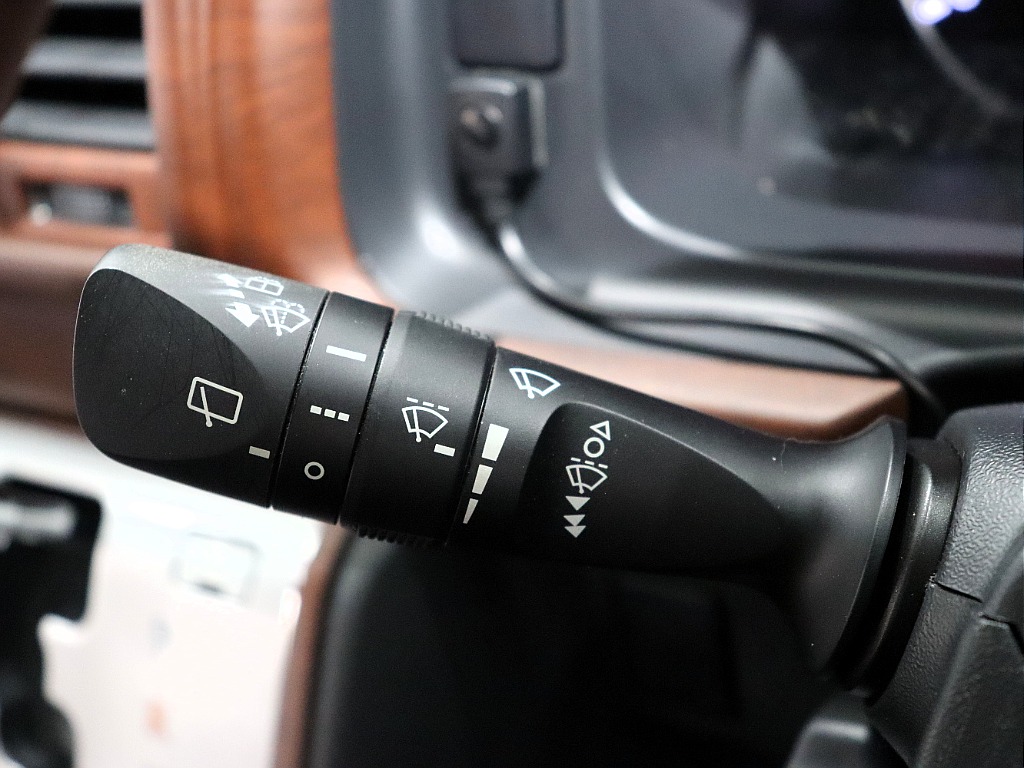 トヨタ ハイエースバン(26枚目)