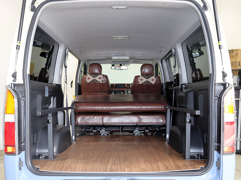 トヨタ ハイエースバン(56枚目)