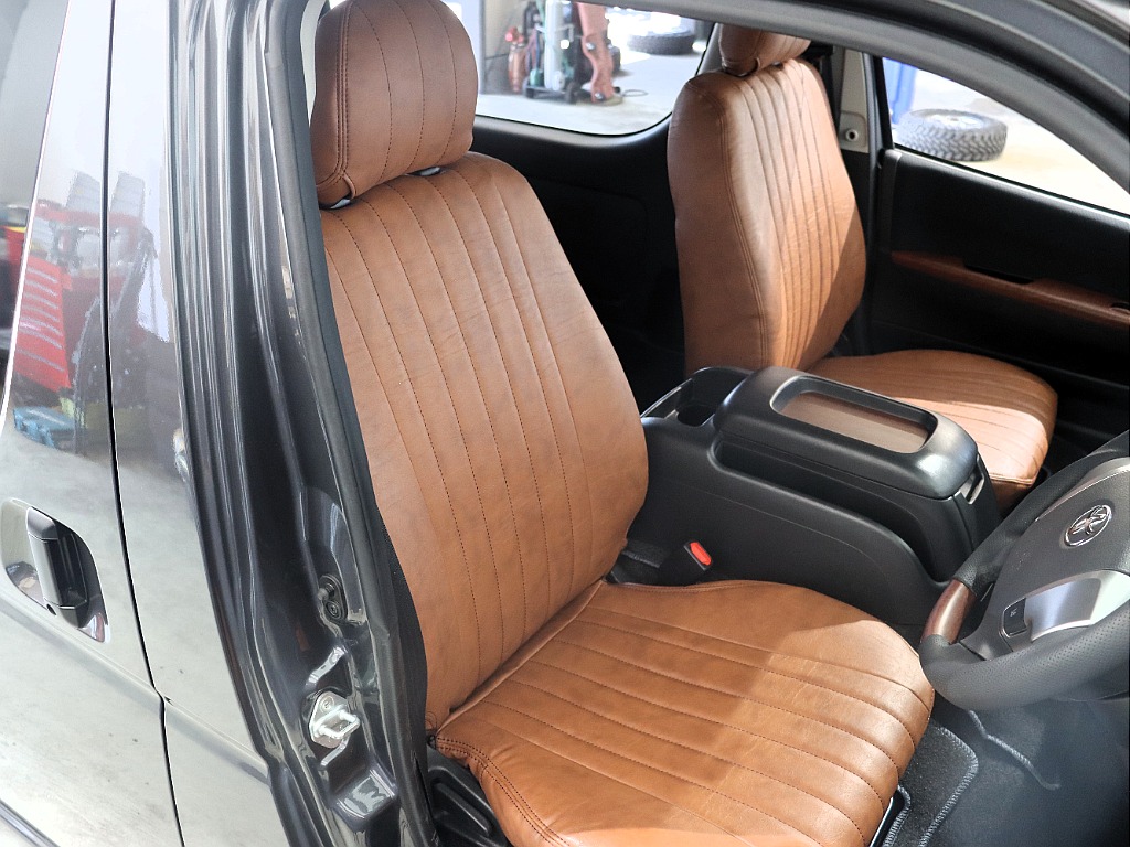 トヨタ ハイエースバン(12枚目)