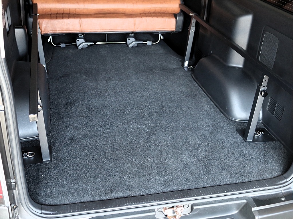 トヨタ ハイエースバン(17枚目)