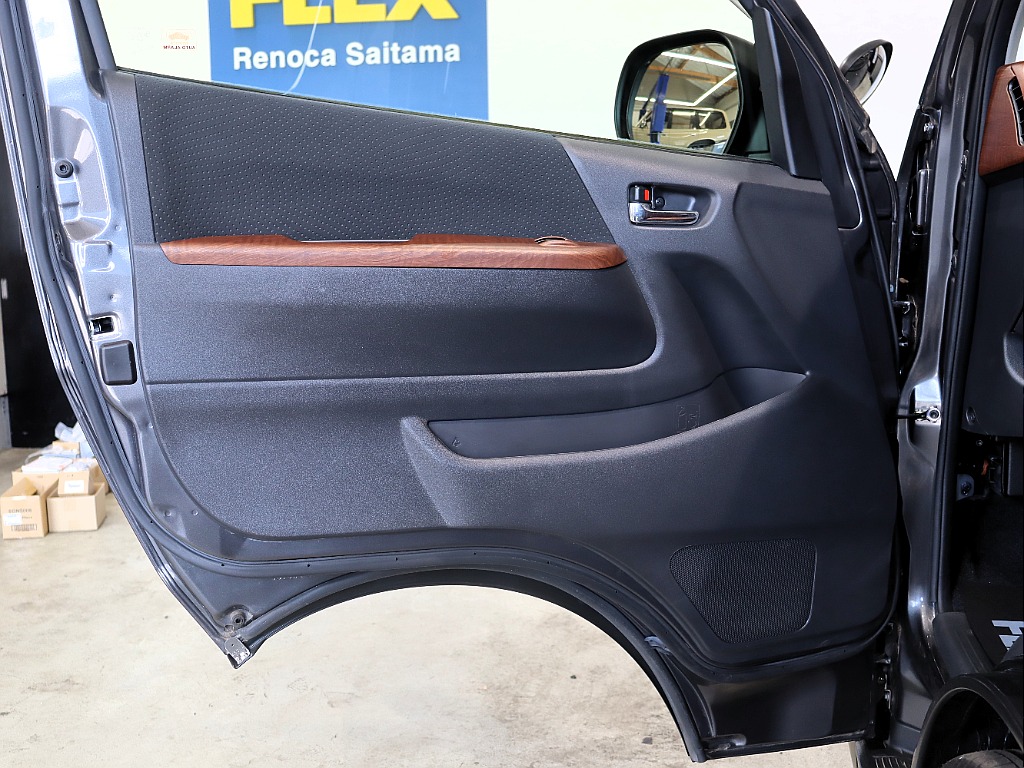 トヨタ ハイエースバン(19枚目)