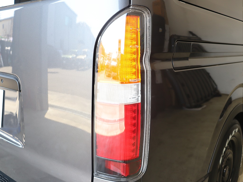 トヨタ ハイエースバン(45枚目)