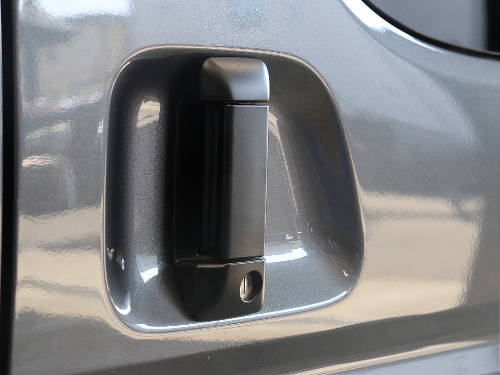 トヨタ ハイエースバン(50枚目)