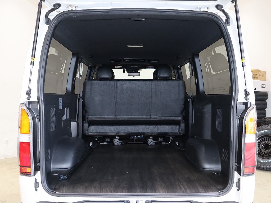 【Renoca CoastLines/6型DARKPRIMEⅡディーゼル4WD】希少なディーゼル4WD!!角目フェイス×純正ホワイト