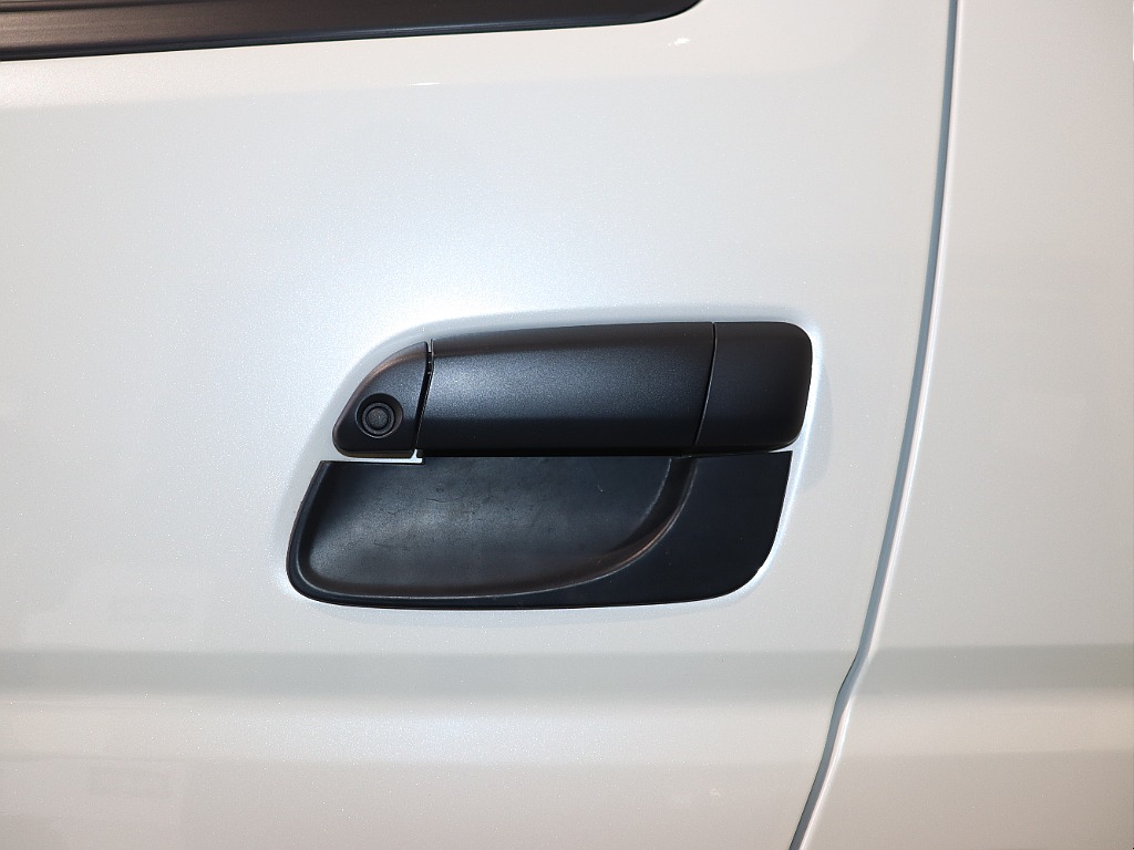 【Renoca CoastLines/6型DARKPRIMEⅡディーゼル4WD】希少なディーゼル4WD!!角目フェイス×純正ホワイト