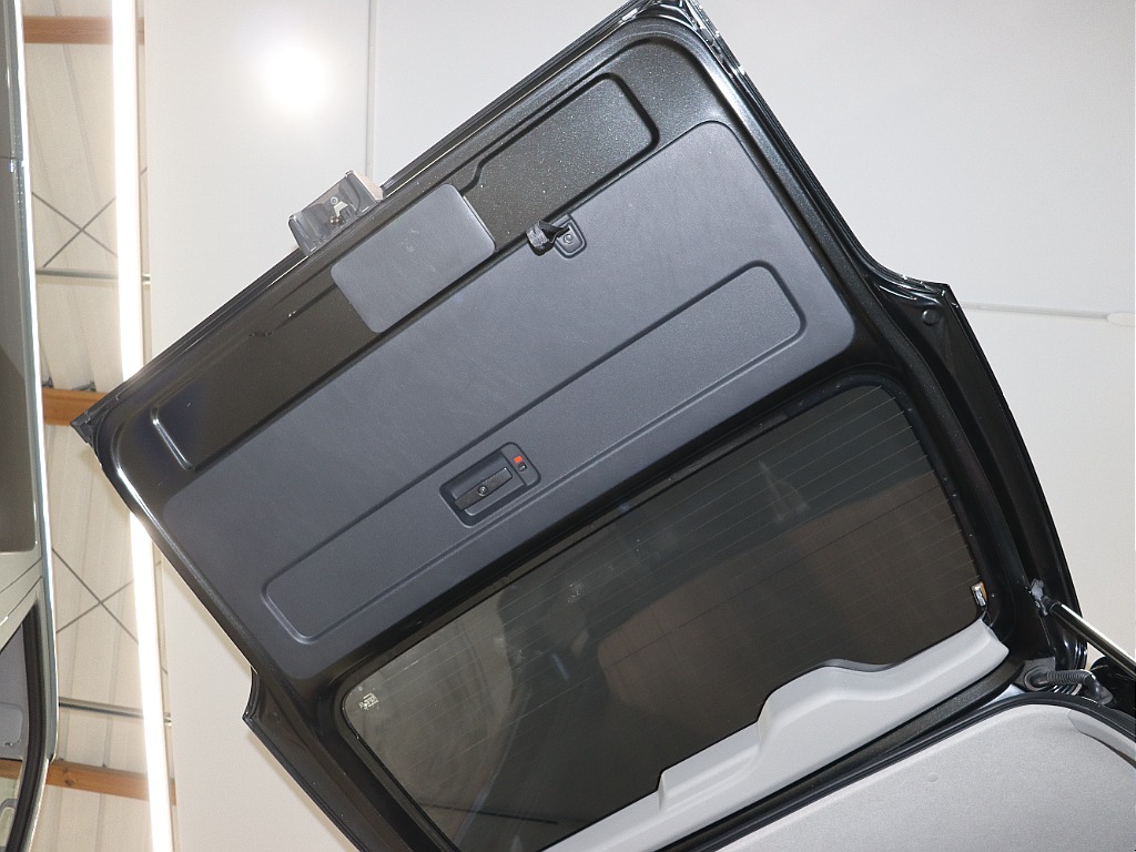 トヨタ ハイエースバン(16枚目)