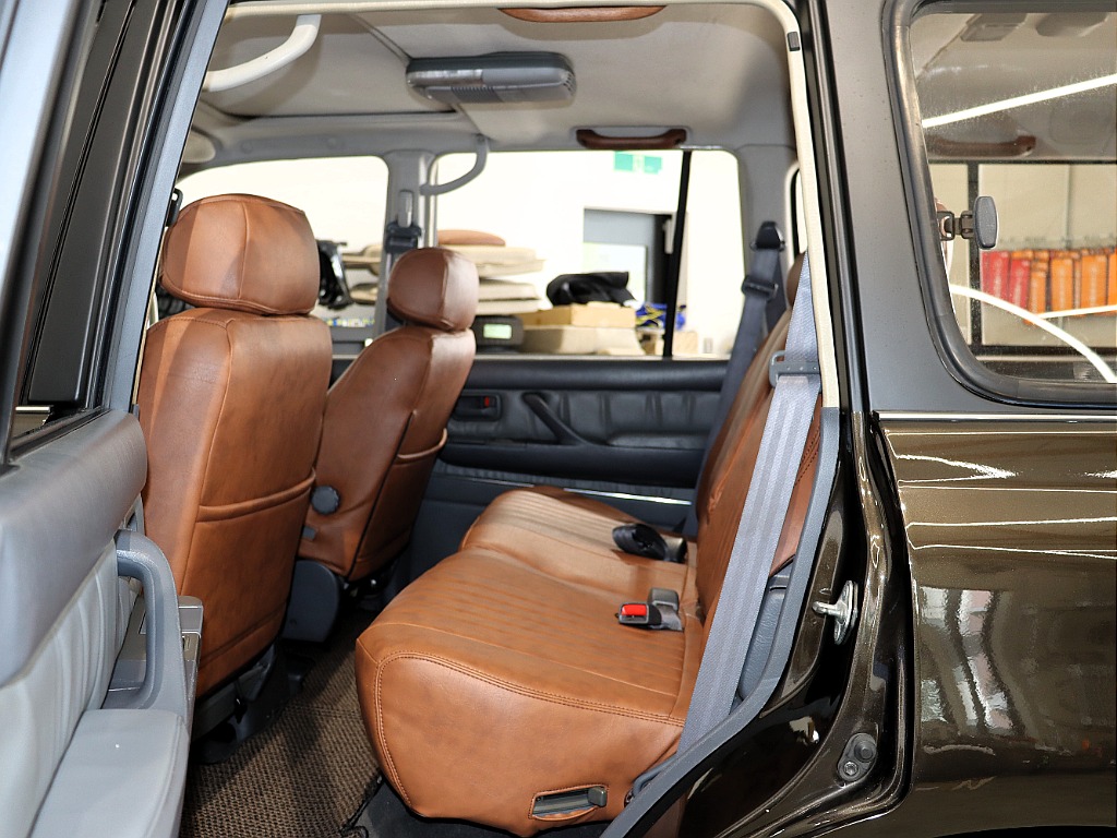 【Renoca WONDER/LC80後期】Renocaさいたまオリジナル“UCブラウン”ペイント♪