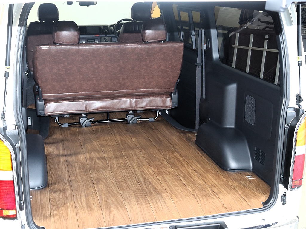 【Renoca CoastLines/R3年ワイドVディーゼル2WD】丸目フェイス＆純正パール♪