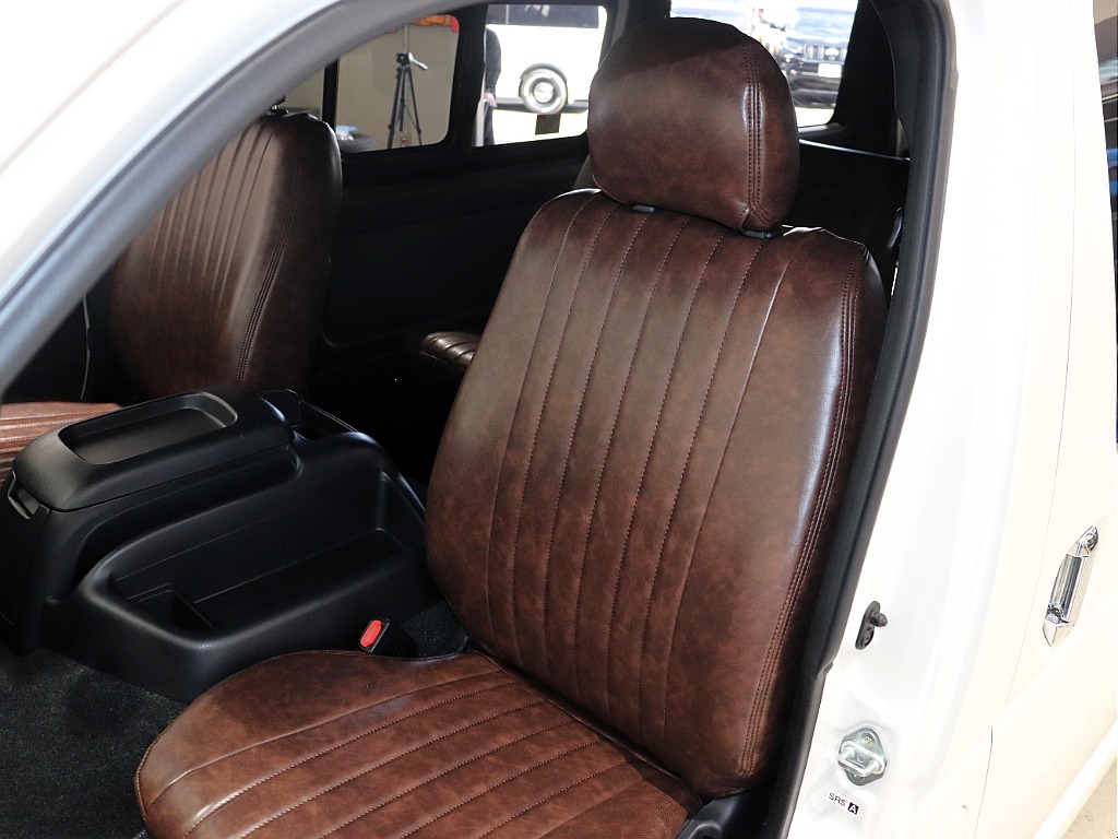 【Renoca CoastLines/R3年ワイドVディーゼル2WD】丸目フェイス＆純正パール♪