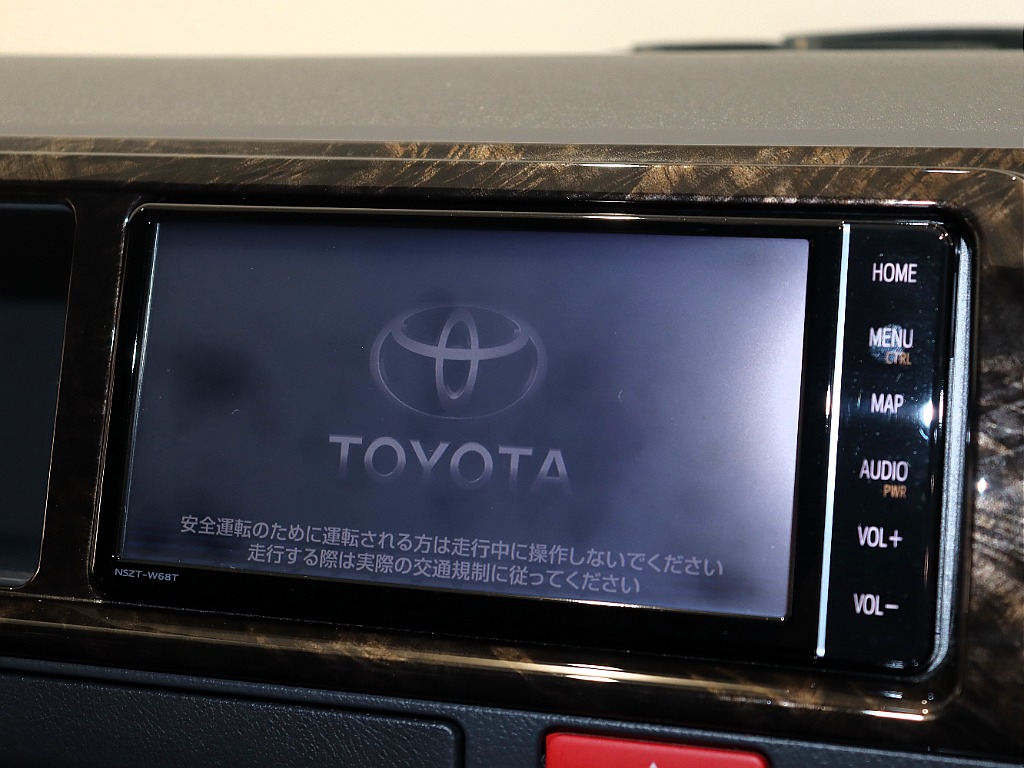 【Renoca CoastLines/R3年ワイドVディーゼル2WD】丸目フェイス＆純正パール♪