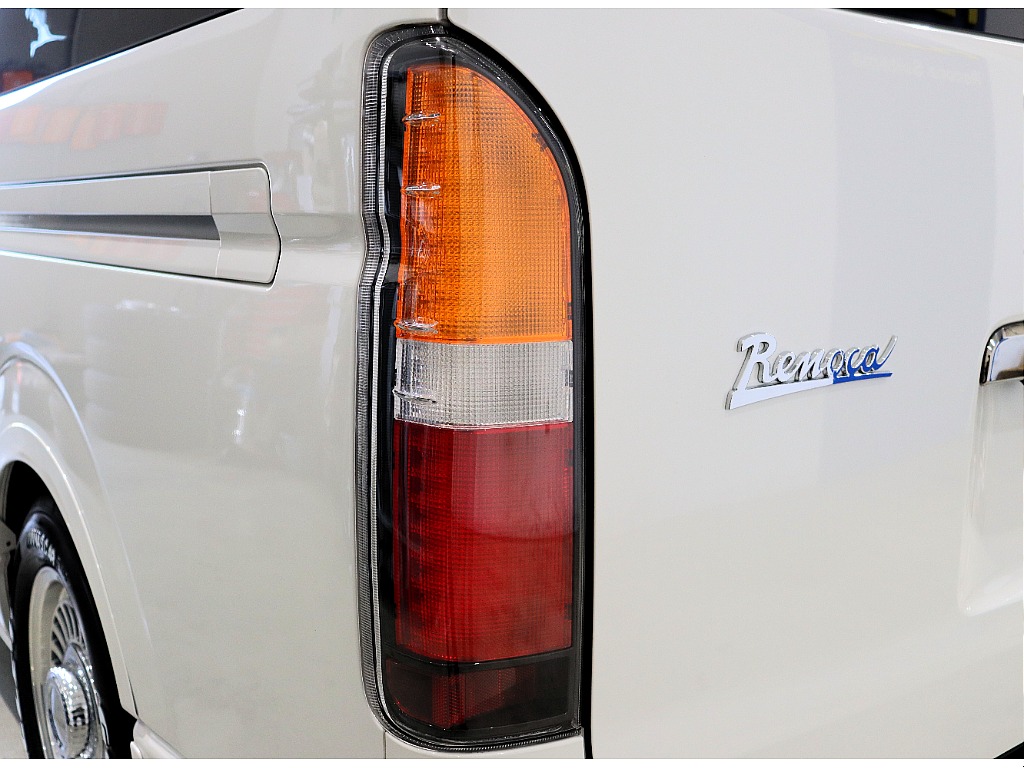 【Renoca CoastLines/R3年ワイドVディーゼル2WD】丸目フェイス＆純正パール♪