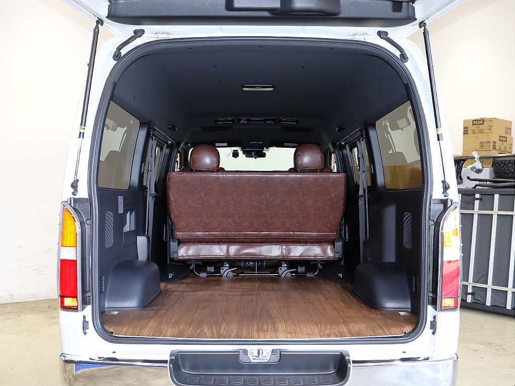 【Renoca CoastLines/R3年ワイドVディーゼル2WD】丸目フェイス＆純正パール♪