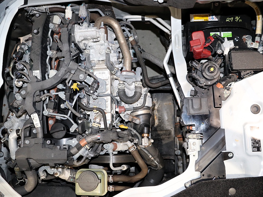 【Renoca CoastLines/R3年ワイドVディーゼル2WD】丸目フェイス＆純正パール♪