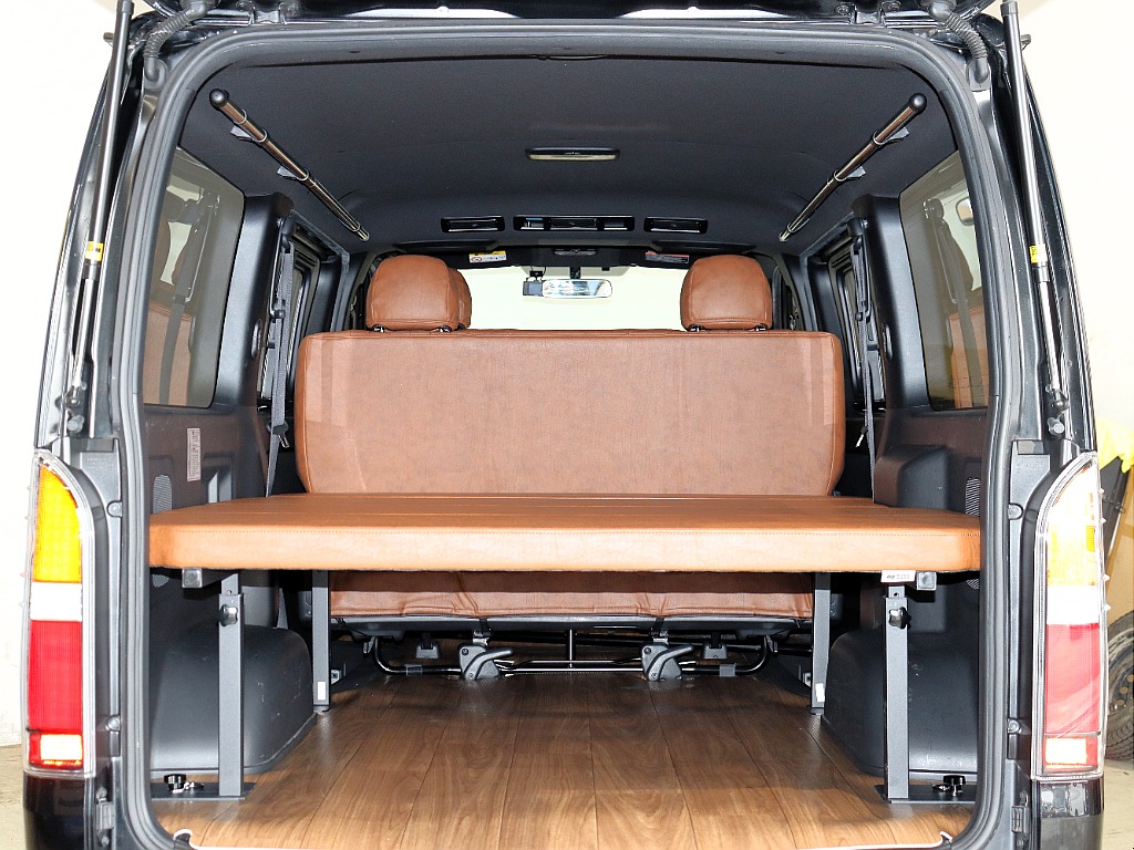 トヨタ レジアスエース(18枚目)