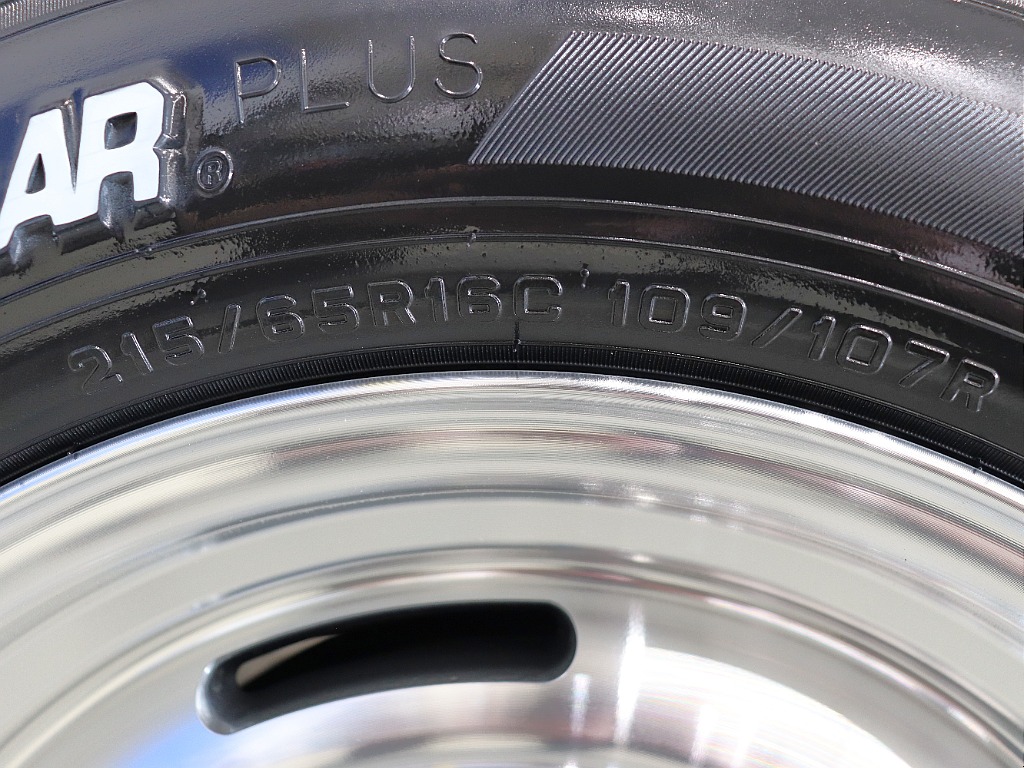 トヨタ レジアスエース(56枚目)