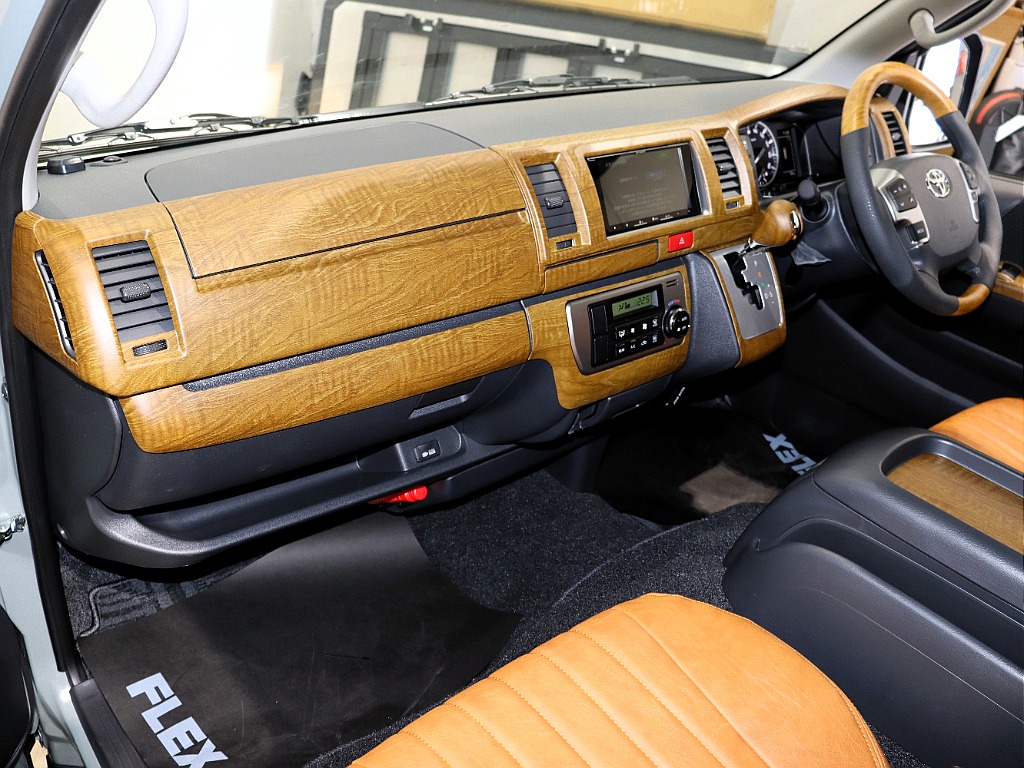 トヨタ ハイエースバン(19枚目)