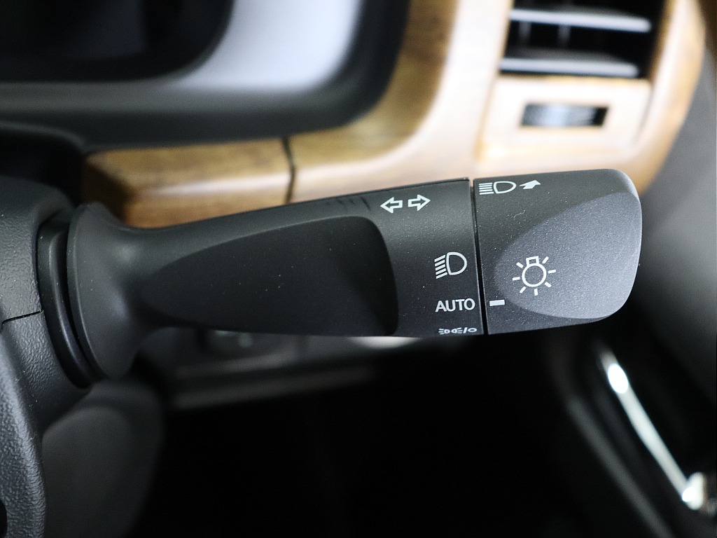 トヨタ ハイエースバン(29枚目)