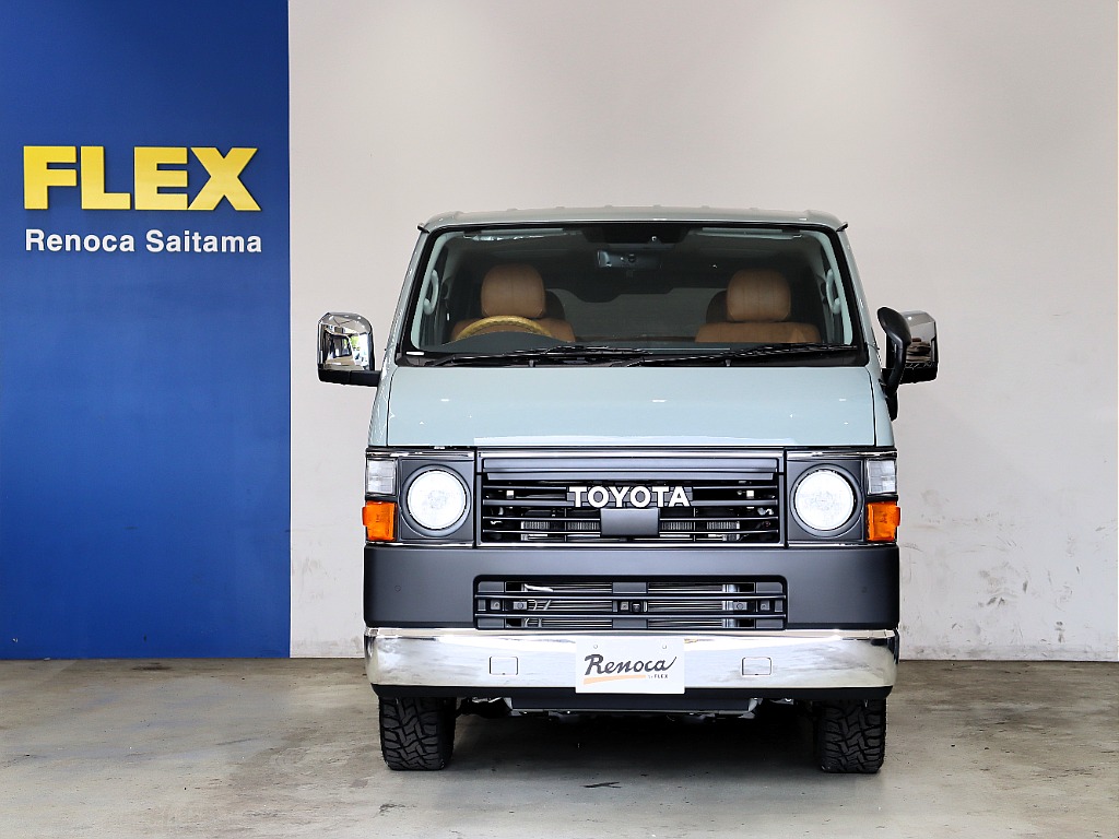 トヨタ ハイエースバン(6枚目)