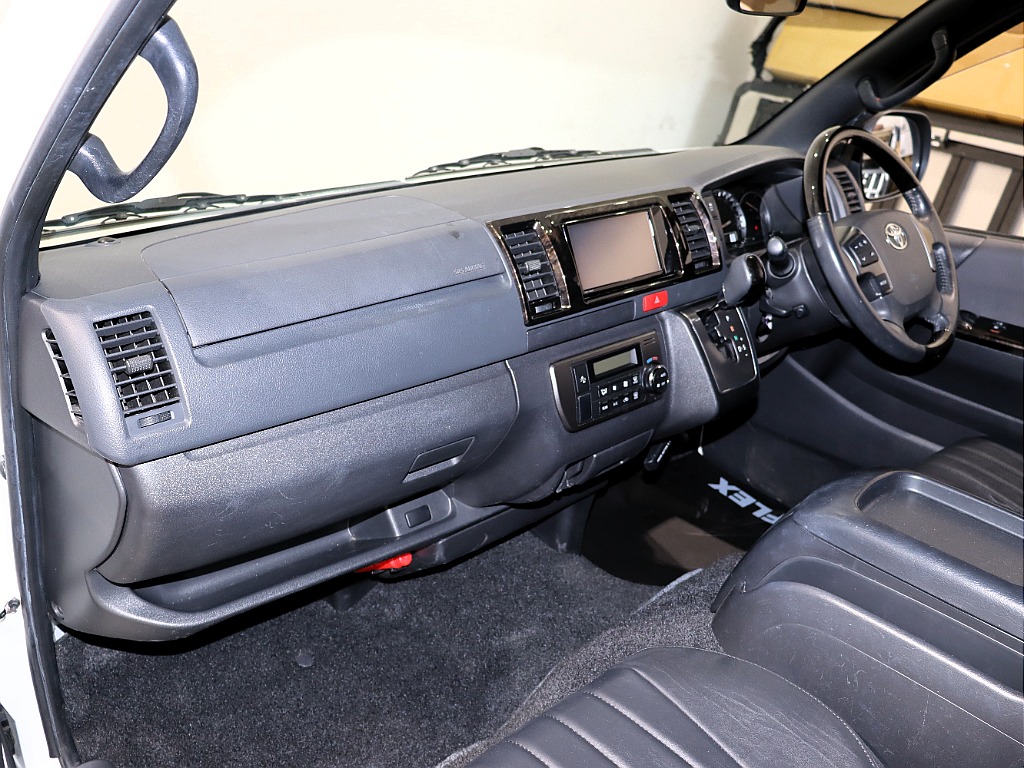 【Renoca CoastLines/R2年DARKPRIMEⅡディーゼル4WD】新品ライノラックキャリア＆ラダー付き♪