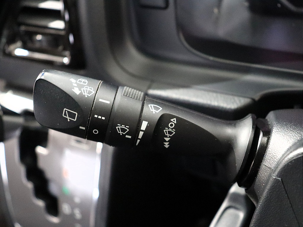 【Renoca CoastLines/R2年DARKPRIMEⅡディーゼル4WD】新品ライノラックキャリア＆ラダー付き♪