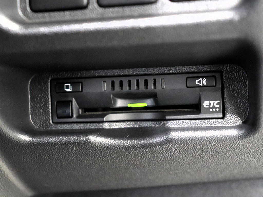 【Renoca CoastLines/R2年DARKPRIMEⅡディーゼル4WD】新品ライノラックキャリア＆ラダー付き♪