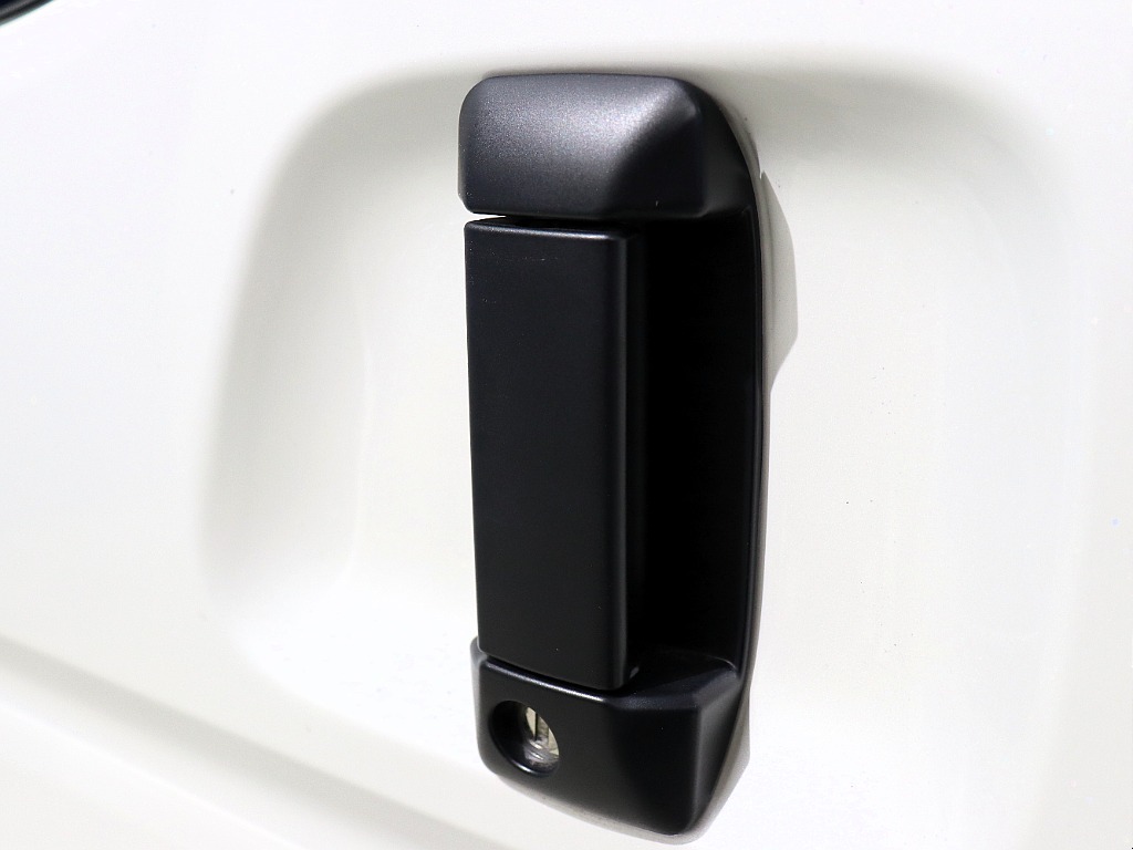 【Renoca CoastLines/R2年DARKPRIMEⅡディーゼル4WD】新品ライノラックキャリア＆ラダー付き♪