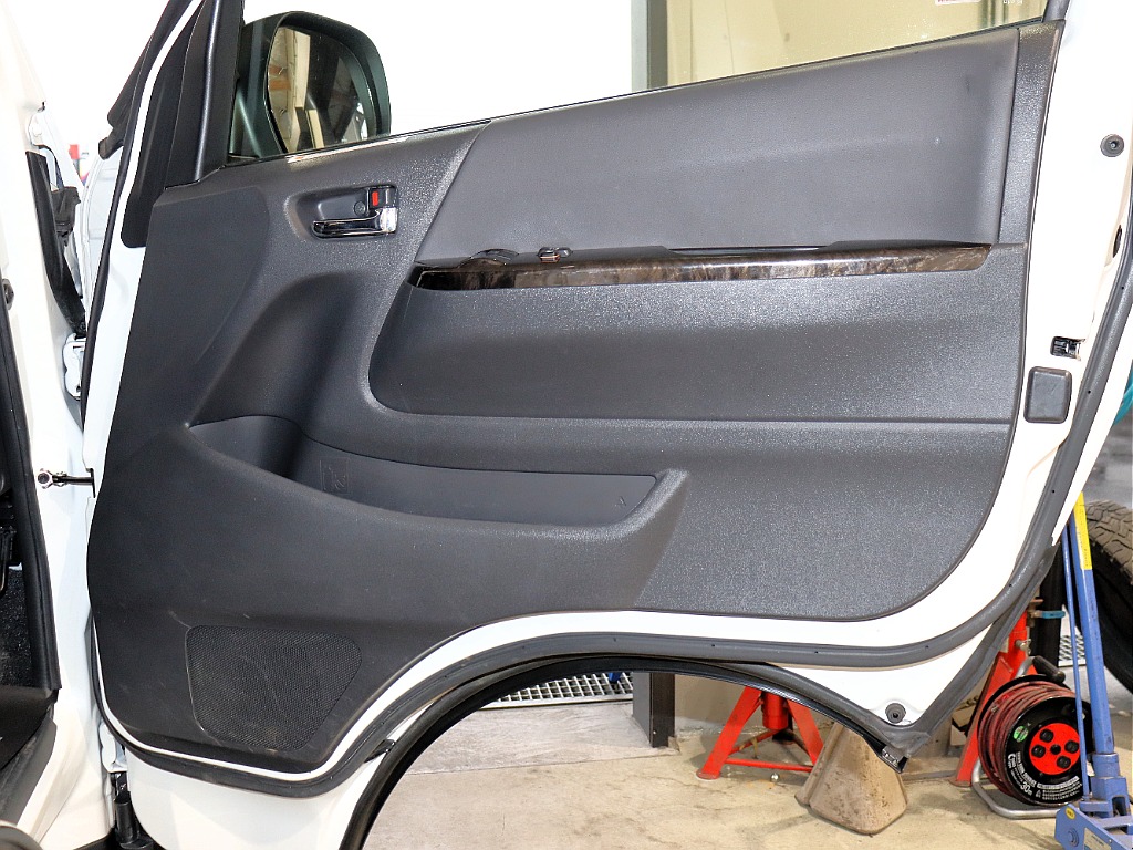 【Renoca CoastLines/R2年DARKPRIMEⅡディーゼル4WD】新品ライノラックキャリア＆ラダー付き♪