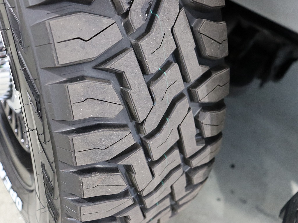 【Renoca CoastLines/R2年DARKPRIMEⅡディーゼル4WD】新品ライノラックキャリア＆ラダー付き♪