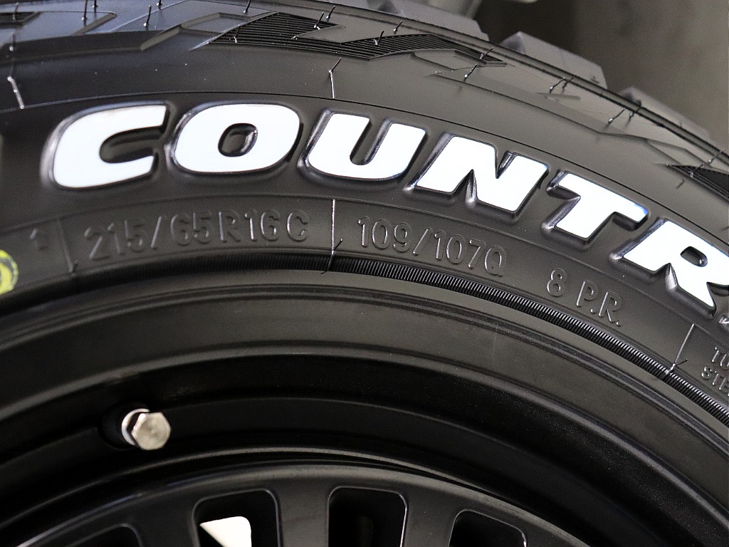 【Renoca CoastLines/R2年DARKPRIMEⅡディーゼル4WD】新品ライノラックキャリア＆ラダー付き♪