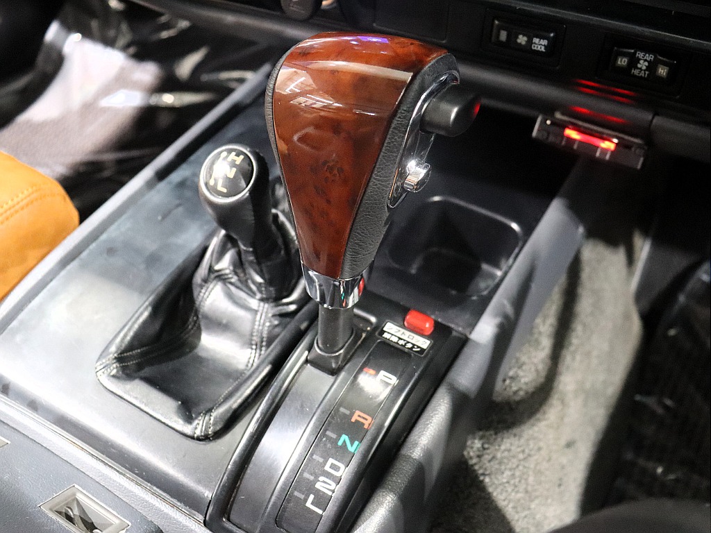 トヨタ ランドクルーザー80(32枚目)