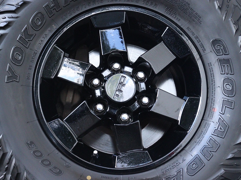 当店にＦＪクルーザーが久しぶりに入庫しました！☆