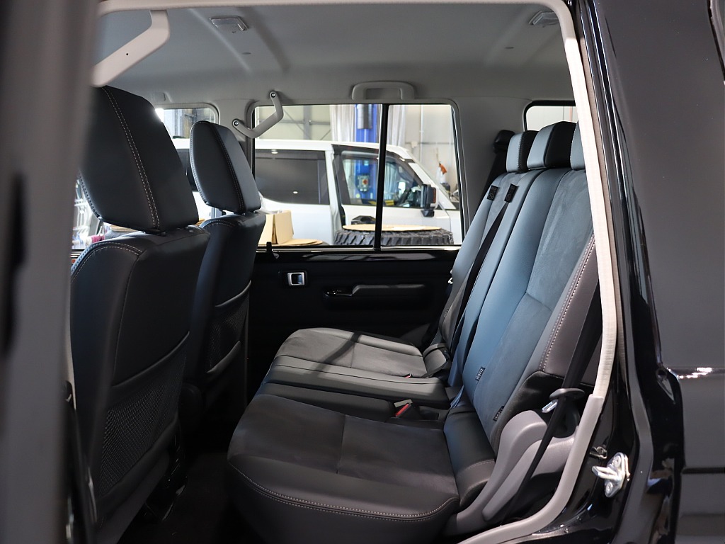 トヨタ&nbsp;ランドクルーザー70&nbsp;70 5ドア2.8AX ディーゼルターボ 4WD&nbsp;&nbsp;埼玉県の詳細画像&nbsp;その14