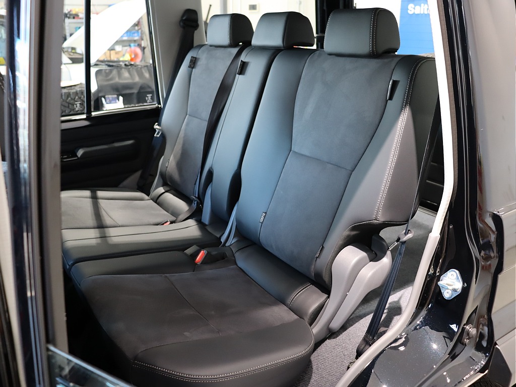 トヨタ&nbsp;ランドクルーザー70&nbsp;70 5ドア2.8AX ディーゼルターボ 4WD&nbsp;&nbsp;埼玉県の詳細画像&nbsp;その15