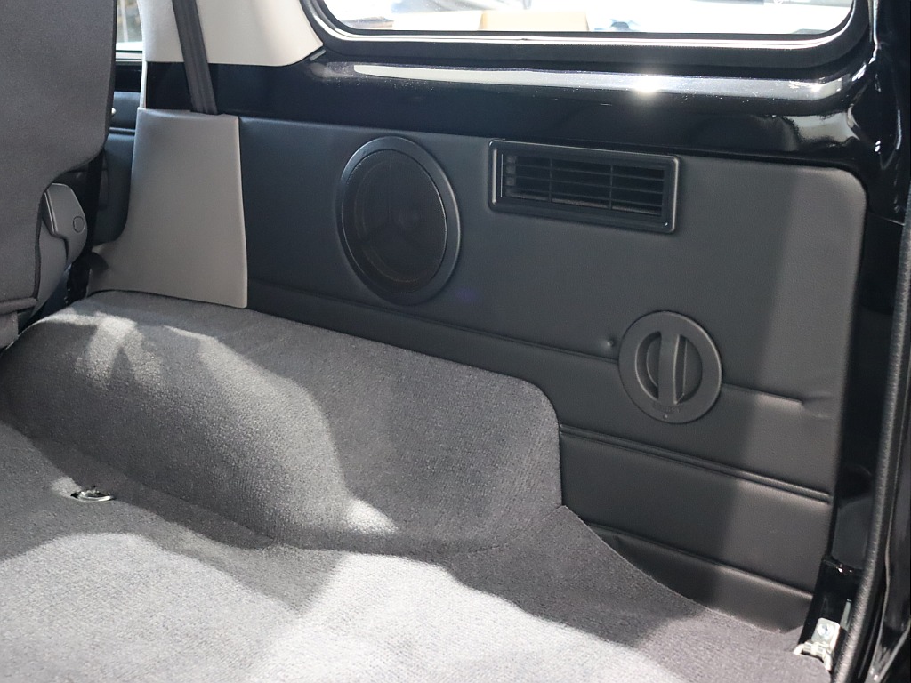 トヨタ&nbsp;ランドクルーザー70&nbsp;70 5ドア2.8AX ディーゼルターボ 4WD&nbsp;&nbsp;埼玉県の詳細画像&nbsp;その19