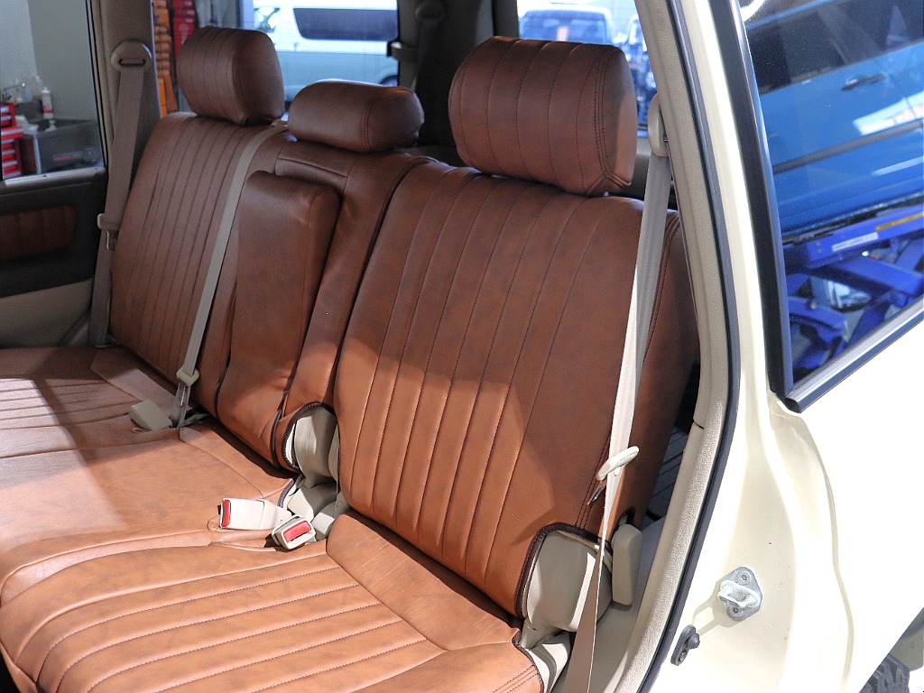 【Ｒｅｎｏｃａ １０６×ＴＯＹＯＴＡＦＪクルーザー純正色４ＵＯベージュペイント】【全国納車可能】