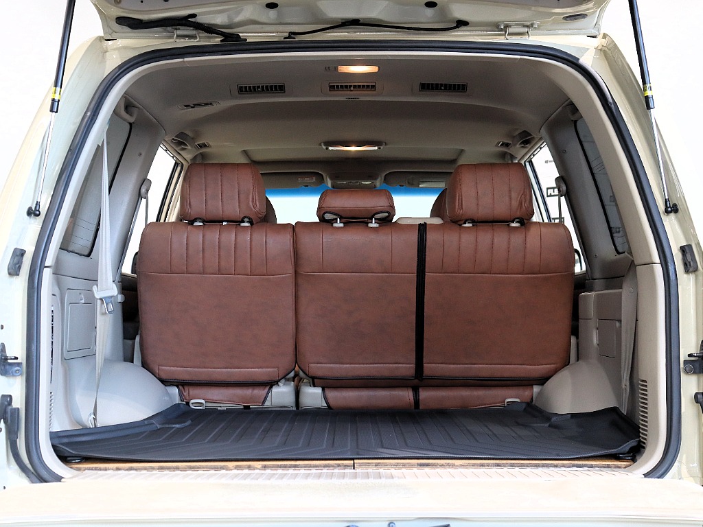 【Ｒｅｎｏｃａ １０６×ＴＯＹＯＴＡＦＪクルーザー純正色４ＵＯベージュペイント】【全国納車可能】