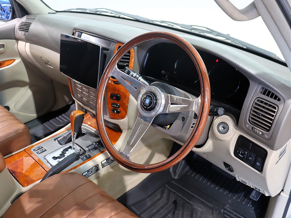 【Ｒｅｎｏｃａ １０６×ＴＯＹＯＴＡＦＪクルーザー純正色４ＵＯベージュペイント】【全国納車可能】