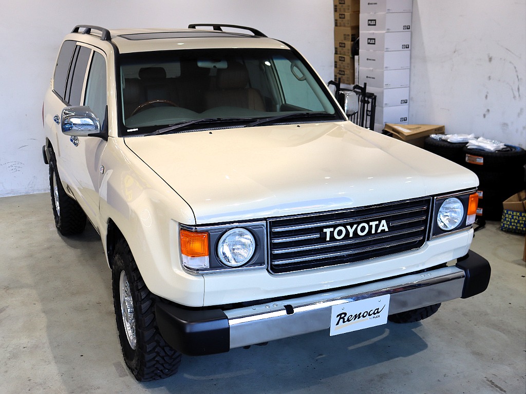 トヨタ&nbsp;ランドクルーザー100&nbsp;4.7VX-LTDプレミアム Gセレ 4WD&nbsp;&nbsp;埼玉県の詳細画像&nbsp;その5