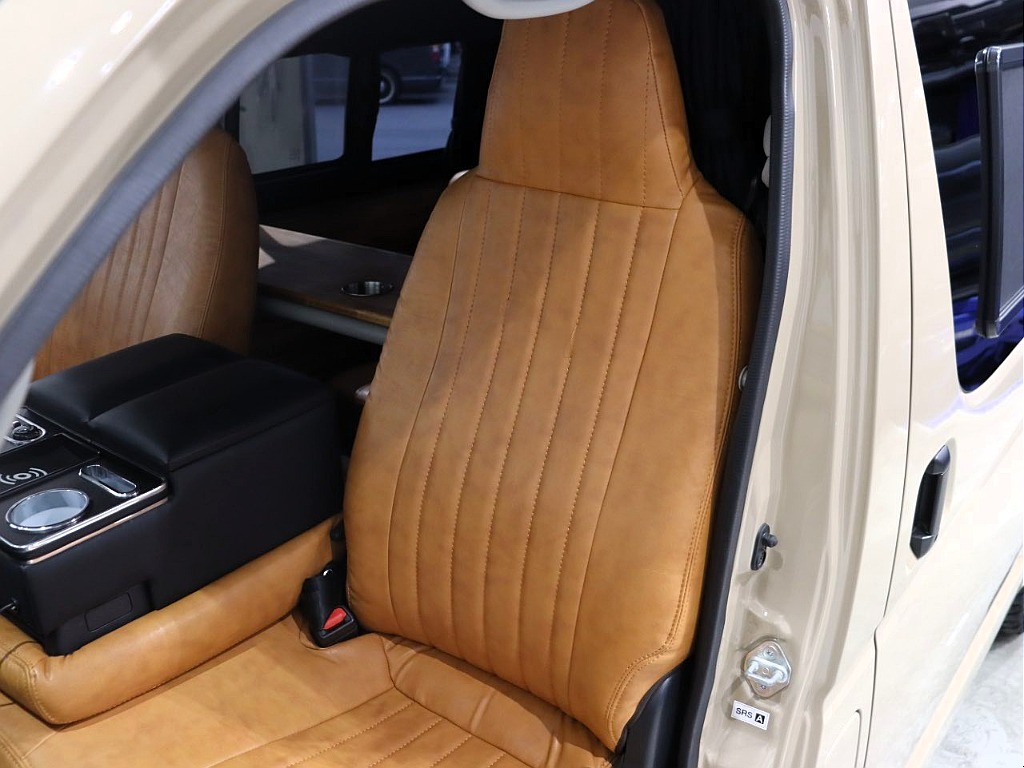 トヨタ&nbsp;ハイエースバン&nbsp;5ドアバン2.8DT DXロングGLパッケージ 4WD&nbsp;&nbsp;埼玉県の詳細画像&nbsp;その14