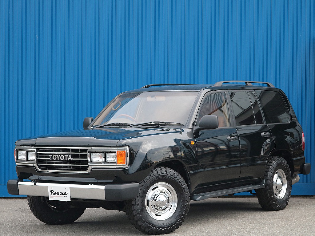 トヨタ ランドクルーザー100(1枚目)