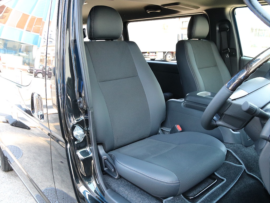 ダークプライム専用ハーフレザーシート付き！！