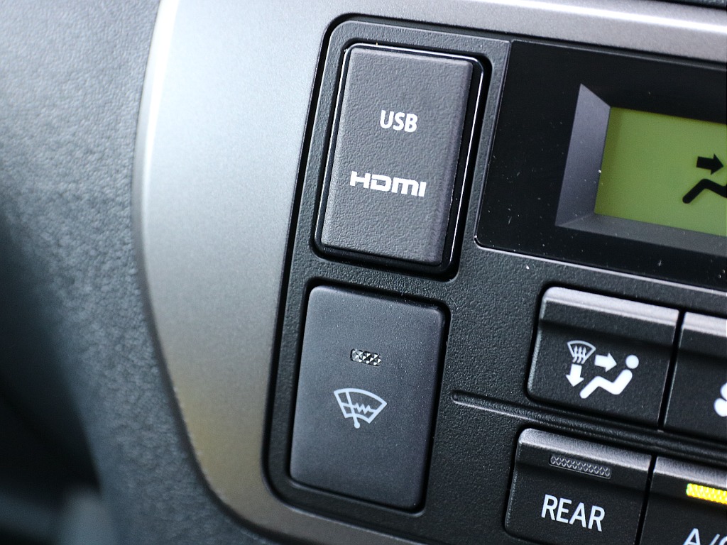 HDMI＆USBポート付き！！