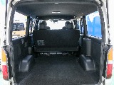 バンならではの荷室になります！！