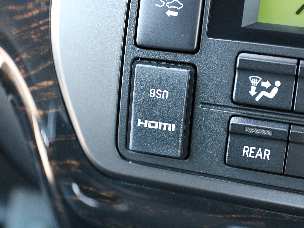 HDMI＆USBポート付き！！
